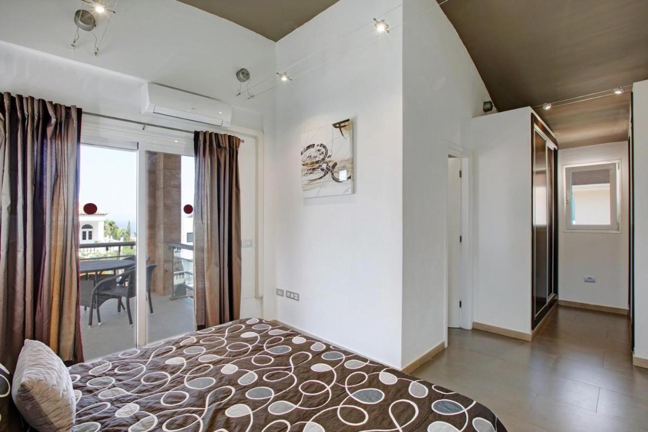Villa Sol Адехе Екстериор снимка