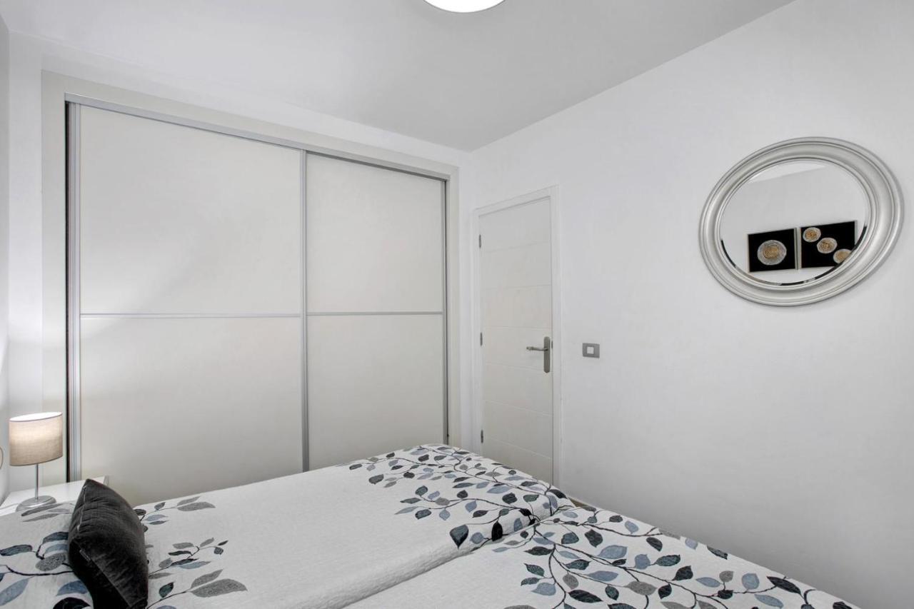 Villa Sol Адехе Екстериор снимка